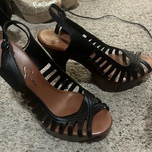 Jessica Simpson black heel sandals